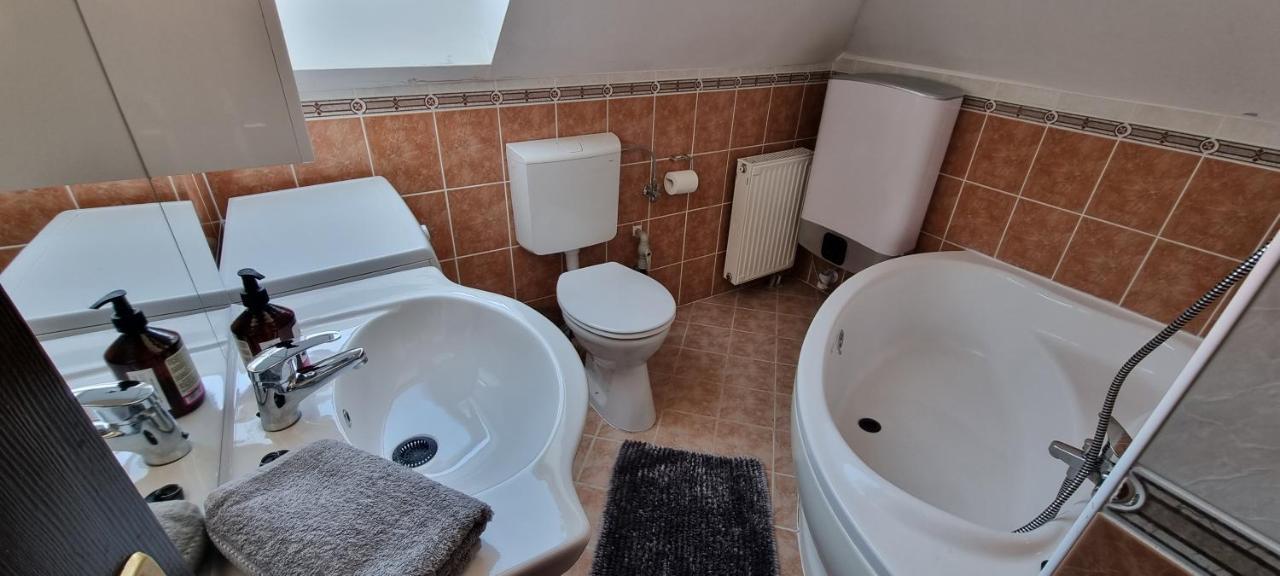 Apartman For 4 שיופוק מראה חיצוני תמונה